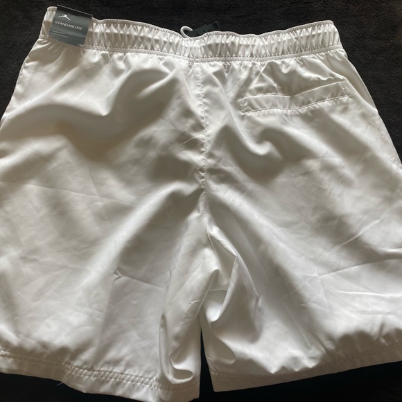 NWT Men’s Jordan Jumpman Poolside Shorts White Large - Picture 8 of 8